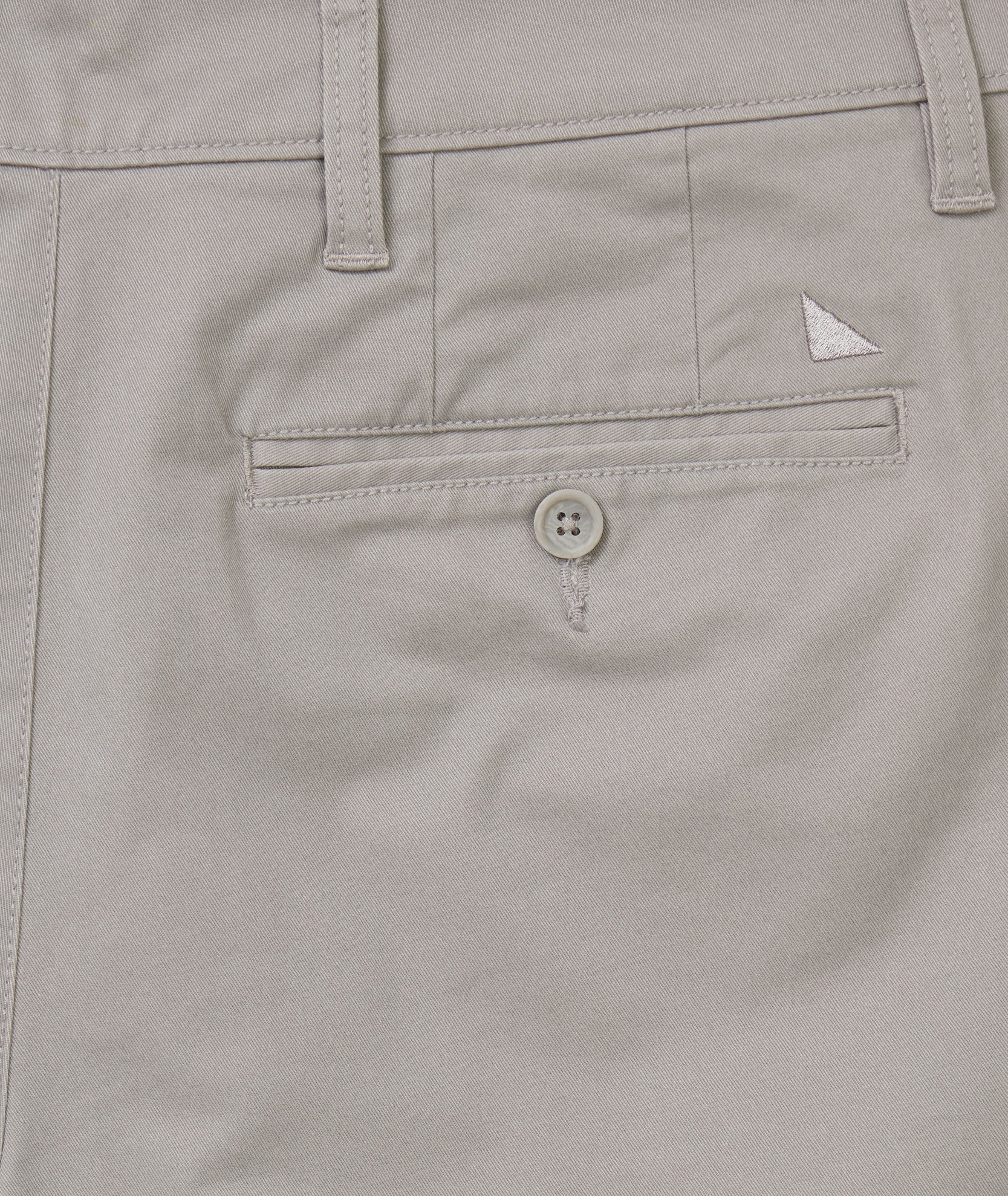 7" Stretch Chino Shorts - Image 5