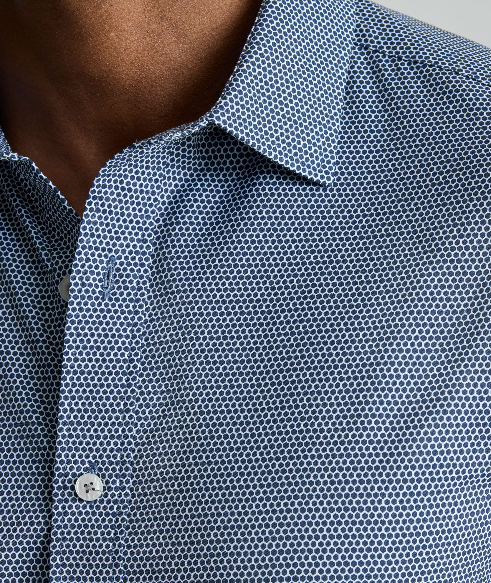 Performance Short-Sleeve Lobo Shirt - FINAL SALE - Image 2