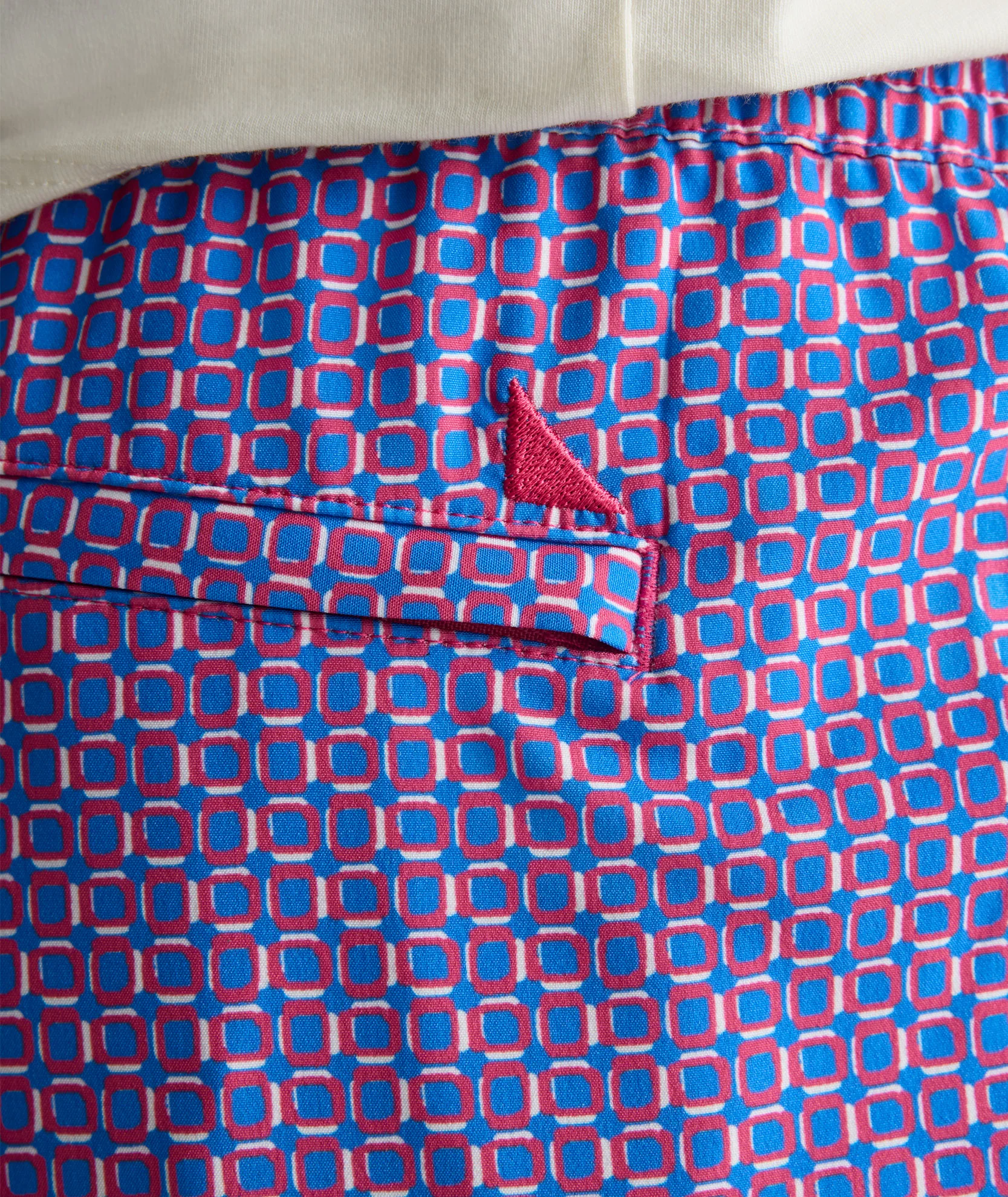 Beyond Shorts - Image 5